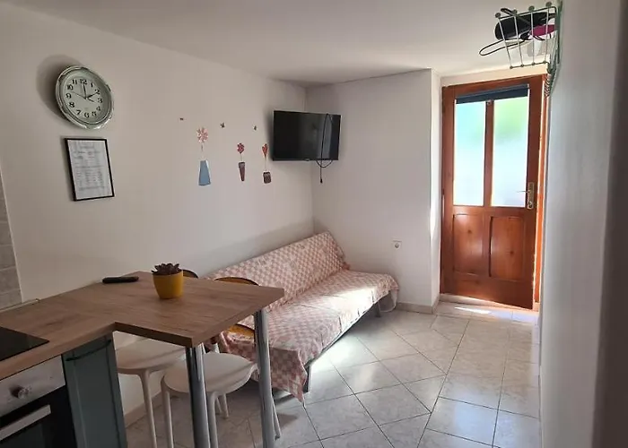 Kuca Luce-apartman Br.1 *